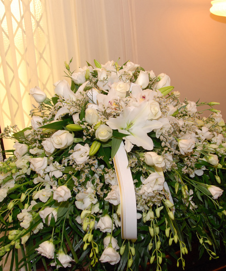 Casket Spray - Mixed White